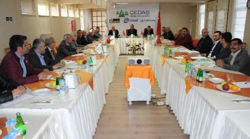 Muhtarlar Elektrik Sorunlarını Sosyal Medya &Uuml;zerinden İletecek