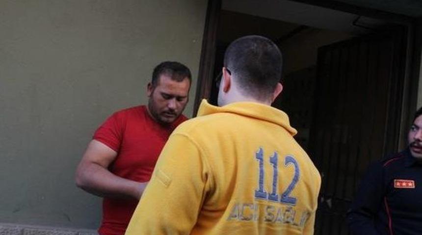 Yangında, 1'i Bebek 3 Kişi Dumandan Etkilendi