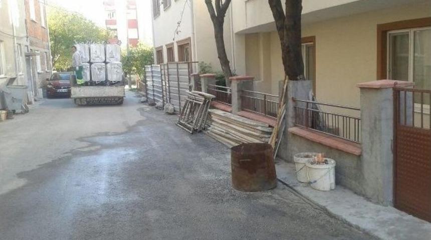 Karasi Belediyesi&rsquo;nden Stickerli Konteyner