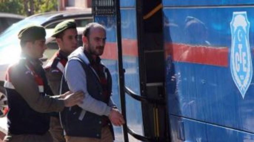 Hamile Karısını Bı&ccedil;aklayan Şahsa 14 Yıl 4 Ay Hapis Cezası