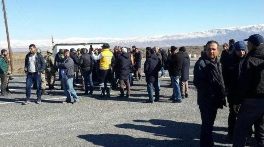 Mayın Tespiti Yapanlardan &lsquo;maaş&rsquo; Protestosu