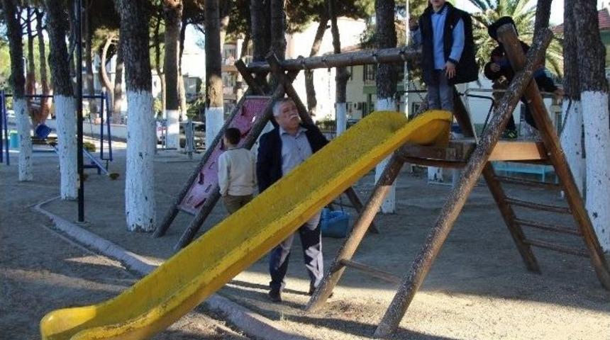Germencik&rsquo;te Meclis &Uuml;yesinin Park Tepkisi
