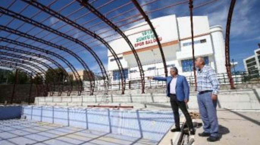 Karşıyaka Kapalı Havuza Kavuşuyor