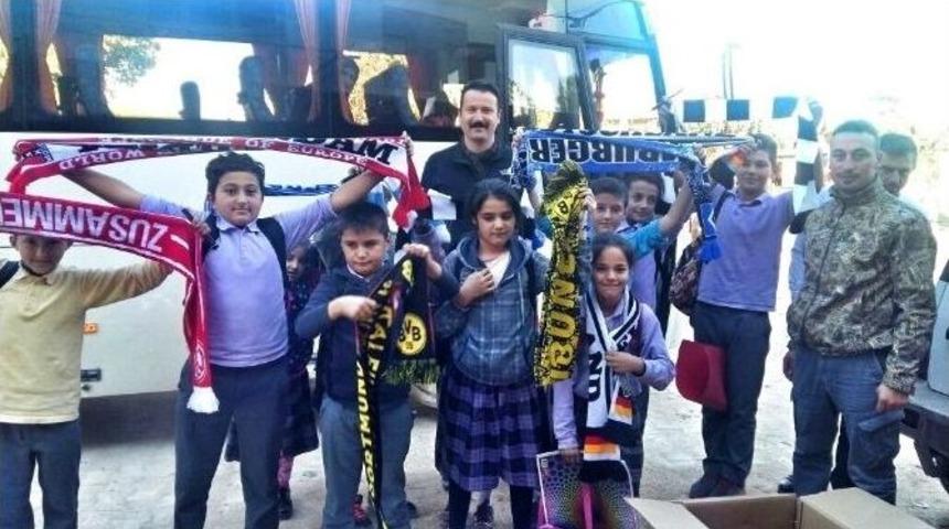 Osmaneli Merkez Avcılar Kul&uuml;b&uuml;&rsquo;nden Eğitime Destek