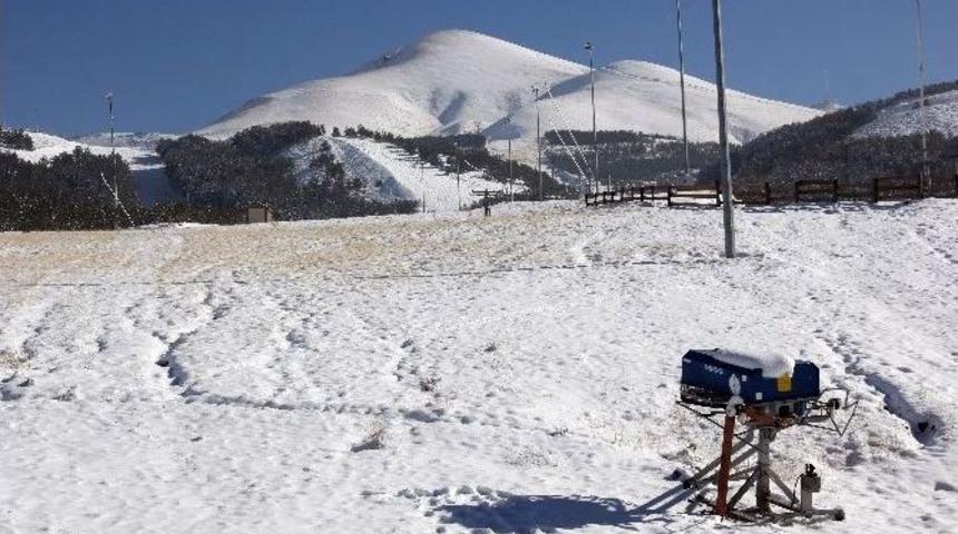 Paland&ouml;ken Kayak Merkezi Yeni Sezona Hazır