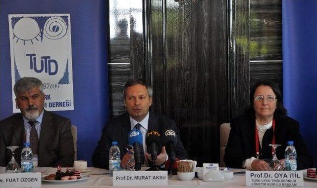 Türkiye’de 8 Milyon Kişi Kronik Uykusuzluk Problemi Yaşıyor 1