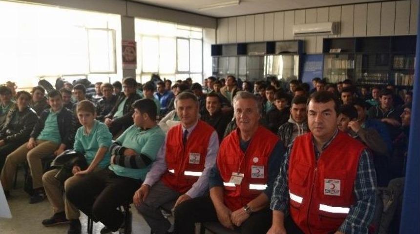 Öğrencilere Kızılay Semineri