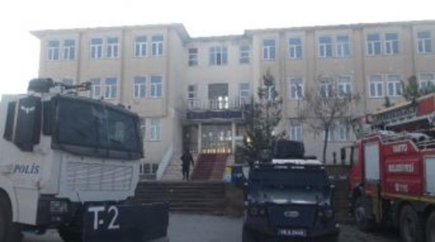 Varto&rsquo;da Operasyon: 22 G&ouml;zaltı