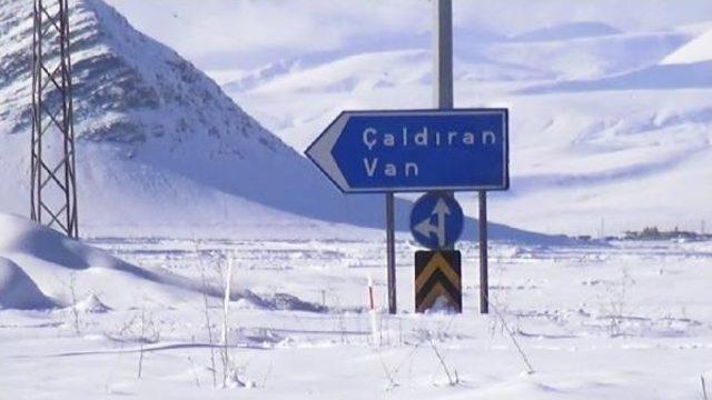 Terör Nedeniyle Kapatılan Doğubayazıt- Çaldıran Yolu Açıldı