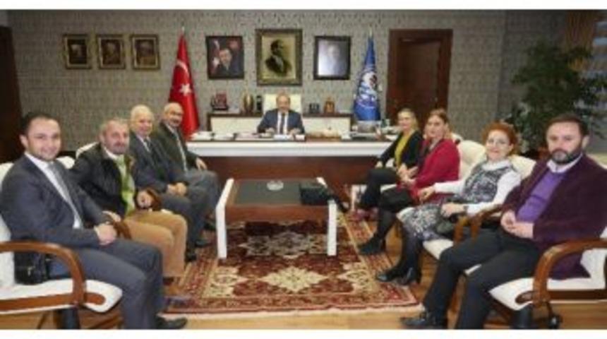 Başkan G&uuml;mr&uuml;k&ccedil;&uuml;oğlu Trabzon Barosu Y&ouml;netimini Kabul Etti