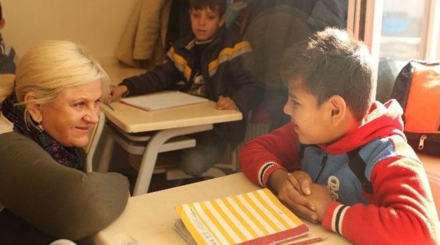 Avrupa G&ouml;z&uuml;n&uuml; Kapatıyor, Kayseri Kucak A&ccedil;ıyor