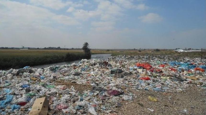 Karacabey &Ccedil;&ouml;pl&uuml;ğ&uuml; Islah Ediliyor