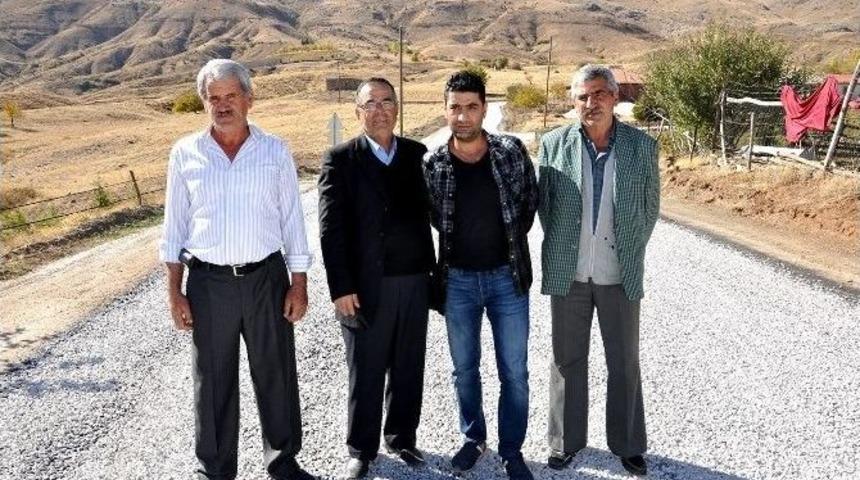 Trakt&ouml;r&uuml;n &Ccedil;ıkamadığı Mahallelere Artık Otomobille Gidiliyor