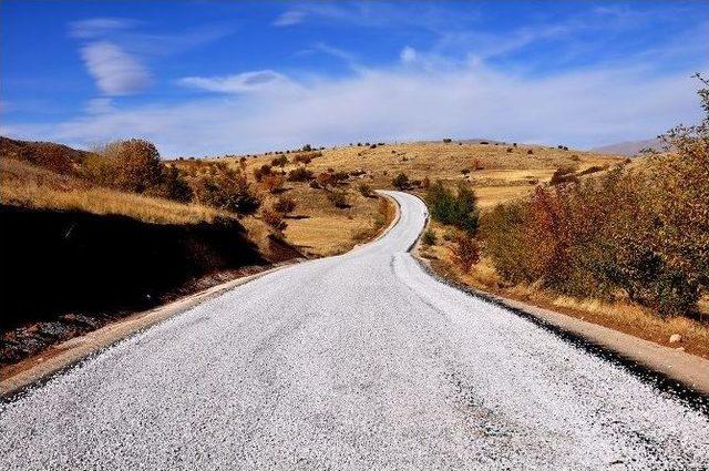 Traktörün Çıkamadığı Mahallelere Artık Otomobille Gidiliyor