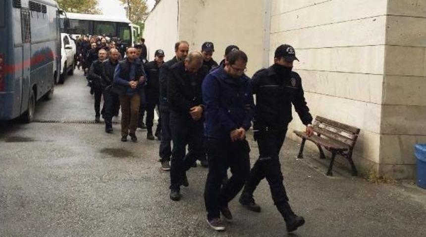 Sakarya'da 30 Kişi Fet&ouml;'den Adliyeye Sevk Edildi