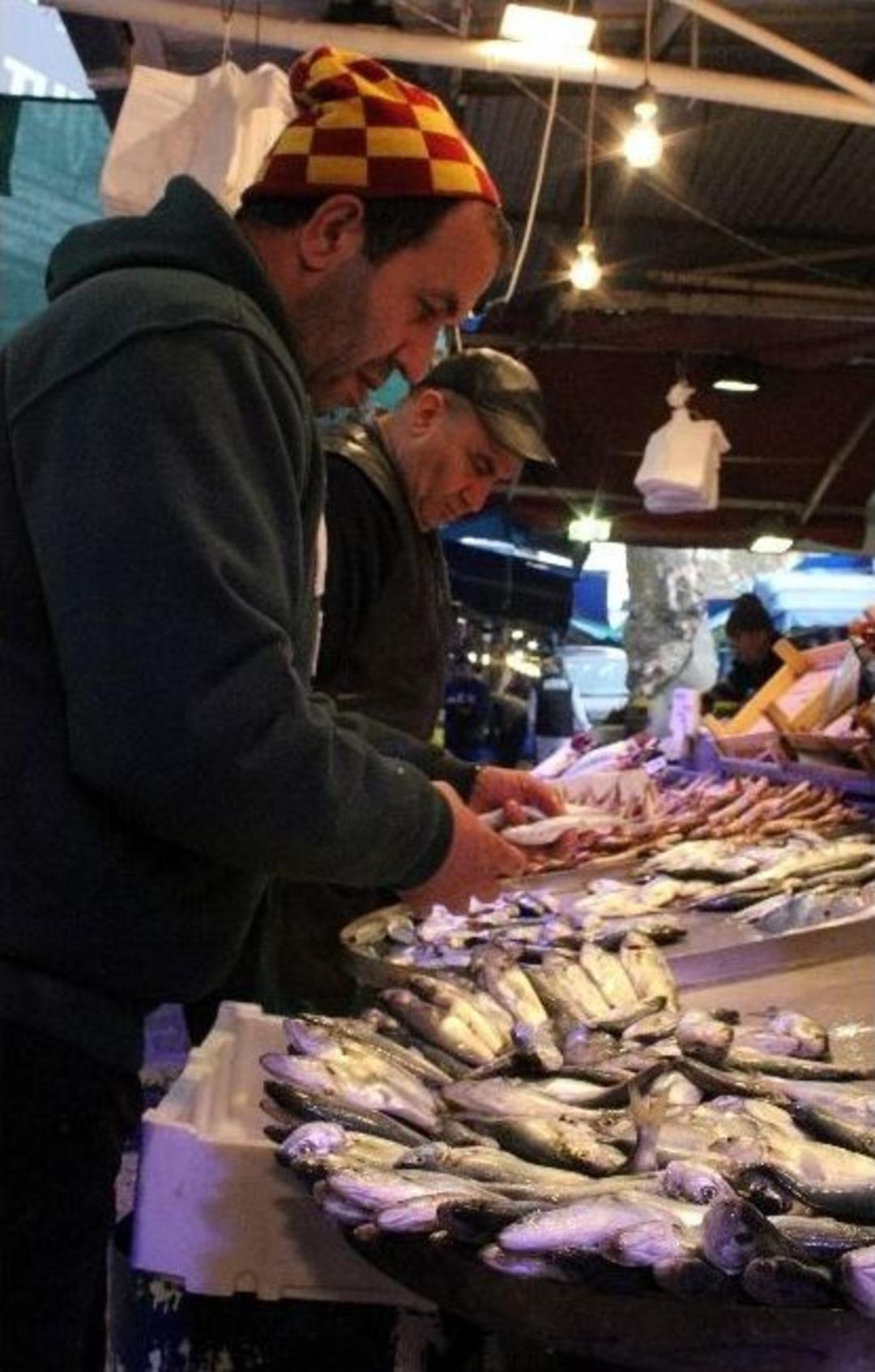(&ouml;zel Haber) &Ccedil;inakop 10 Liraya D&uuml;şt&uuml;, Vatandaşlar H&uuml;cum Etti
