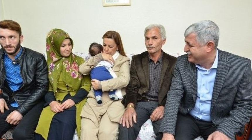 &lsquo;hayat Seninle G&uuml;zel&rsquo; Projesinde Ziyaret Edilen Bebek Sayısı 5 Bini Aştı