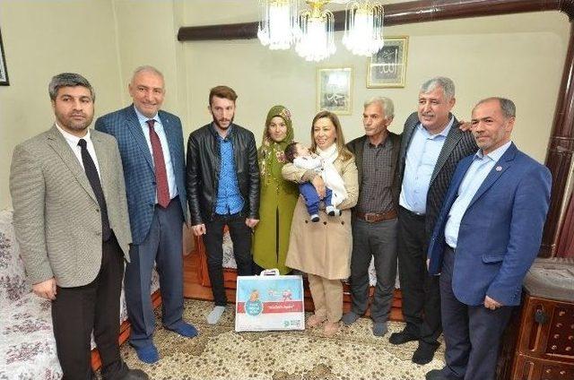 ‘hayat Seninle Güzel’ Projesinde Ziyaret Edilen Bebek Sayısı 5 Bini Aştı