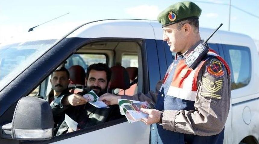 Jandarmadan Hayat Kurtaran Emniyet Kemeri Uyarısı