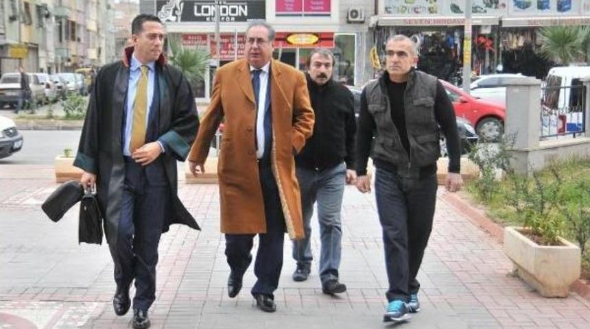 Mersin B&uuml;y&uuml;kşehir'de 'ihaleye Fesat Karıştırma' Davası Ertelendi