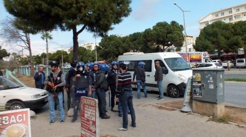 Didim’de Polis Hdp’li Gruba Müdahale Etti: 22 Gözaltı