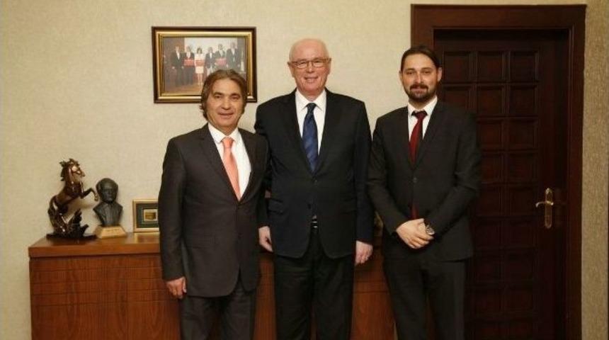 Eskişehir Dernekler Birliği Odunpazarı’nda