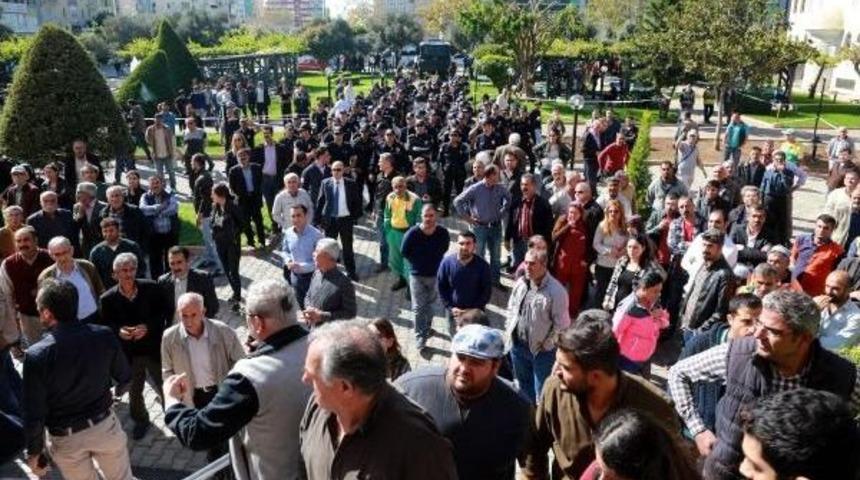 Mersin'de Hdp'li Belediyeden Operasyonlara Kınama