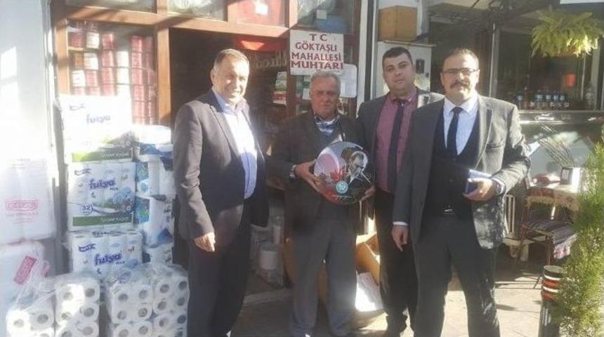 Bir G&uuml;nde 10 Muhtarı Ziyaret Etti