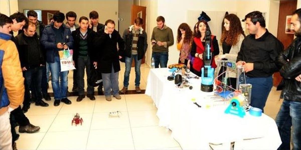 Geleceğin Teknolojileri Et&uuml;&rsquo;de Sahnelendi