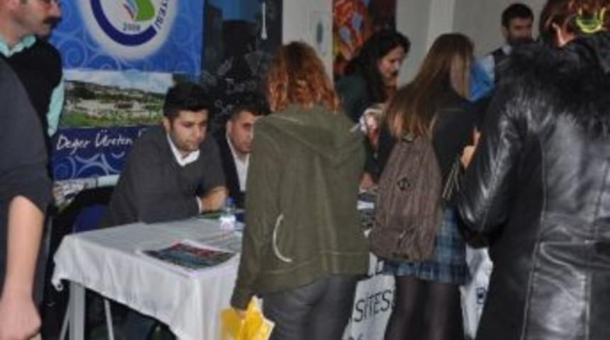D&uuml;zce &Uuml;niversitesi Darıcalı Gen&ccedil;lerle Buluştu