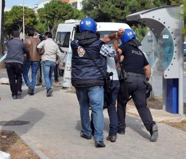 Hdp'li Gruba Polisten Biber Gazlı Müdahale: 12 Gözaltı