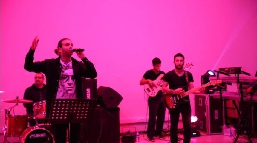 K&ouml;pr&uuml;başı&rsquo;nda Muhteşem Konser