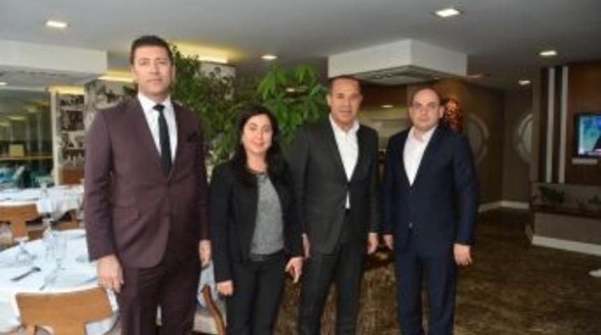 Adanalılar Cumhuriyet Ve Atat&uuml;rk İ&ccedil;in Koşacak