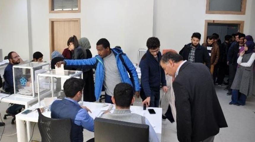 Ne&uuml;&rsquo;de Fak&uuml;lte, Y&uuml;ksekokul Ve Meslek Y&uuml;ksekokulu &Ouml;ğrenci Temsilcisi Se&ccedil;imleri Yapıldı