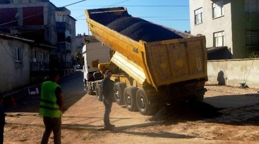Bilecik Belediyesi Yol Yapım &Ccedil;alışmalarını S&uuml;rd&uuml;r&uuml;yor