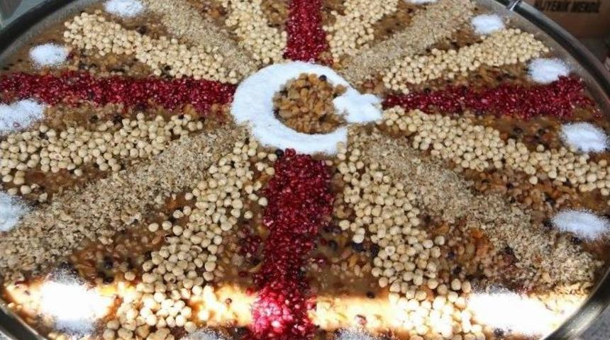 Sivil Toplum Kuruluşlarından Ortak Aşure İkramı