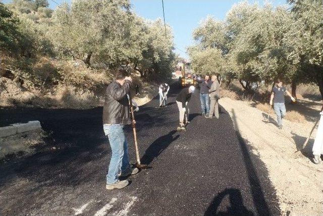 Şehzadeler Belediyesi Yol Sorununu Çözüme Kavuşturuyor