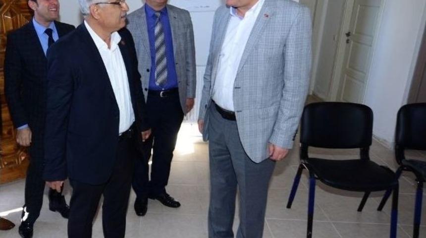 Hoca Ahmet Yesevi Mahallesinde Muhtar Evi Hizmete Girdi