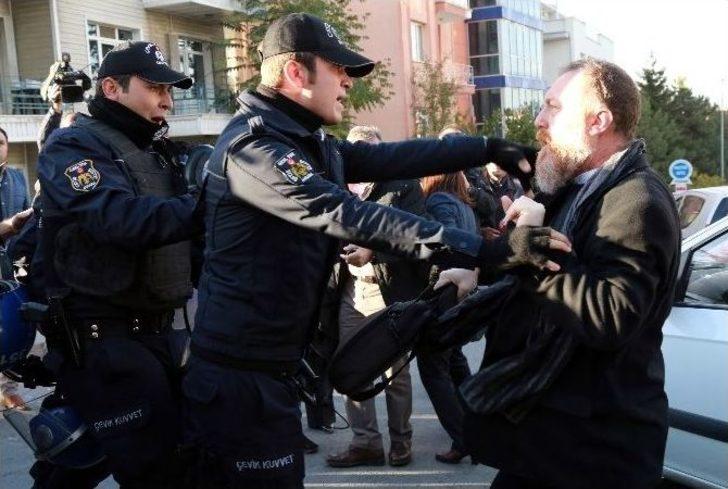 Hdp Genel Merkezi’ne Gitmek İsteyen Partililer İle Polis Arasında Arbede G2