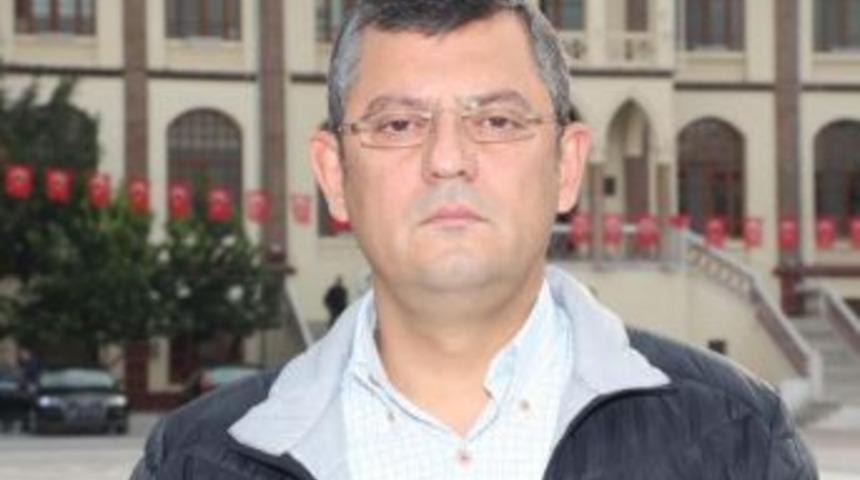 Chp'li Özel: Hdp'lilerin Gözaltına Alınması Terörist Örgütlerin Ekmeğine Yağ Sürmek