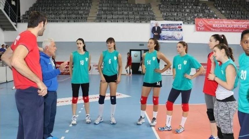 Sultanlar Maltepe Yalı&rsquo;ya Hazır