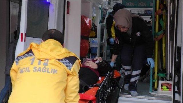 Gebze’de Yemekten Zehirlenen 13 Öğrenci Hastaneye Kaldırıldı