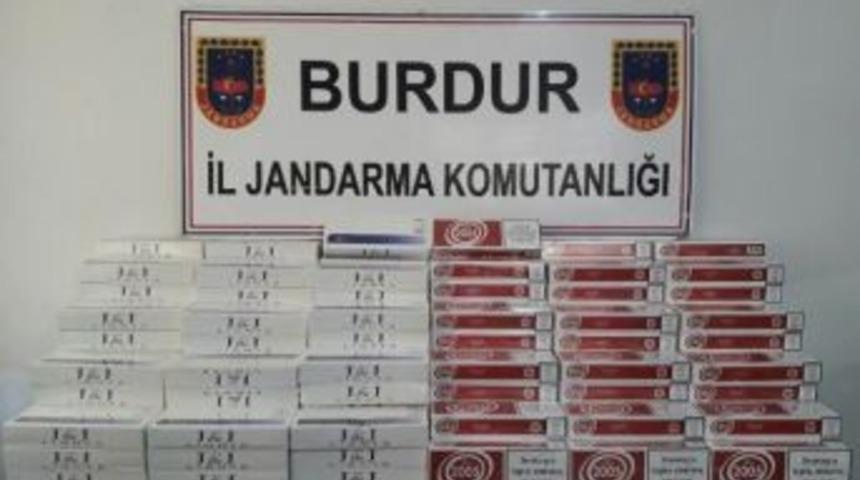Burdur&rsquo;da Yolcu Otob&uuml;s&uuml;nde 940 Paket Ka&ccedil;ak Sigara Ele Ge&ccedil;irildi