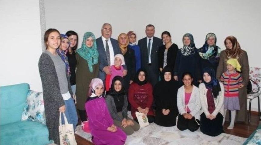 Bir Telefonla &Ouml;ğrencilik Hayatı Yeniden Başladı