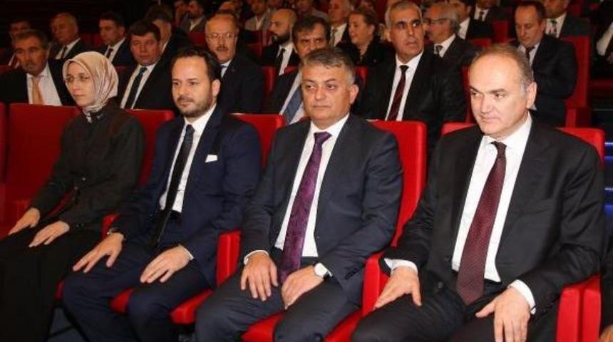 Bakan &Ouml;zl&uuml;'den Akademik Yıl A&ccedil;ılışında Başkanlık Mesajı (2)