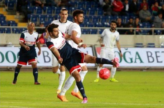 Mersin İdmanyurdu - Manisaspor:0-0