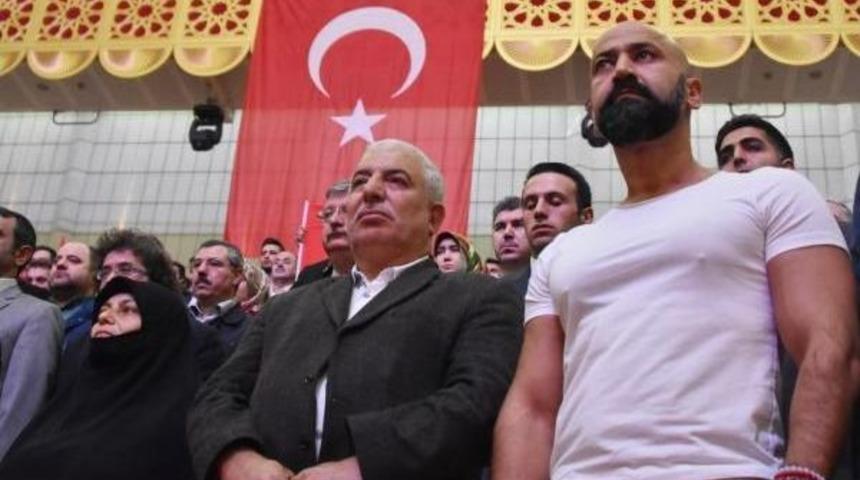15 Temmuz Gecesi Kamyonla K&ouml;pr&uuml;ye Insan Taşıyan Şerife Boz: 'allah &Ouml;yle Bir Geceyi Bir Daha Yaşatmasın'