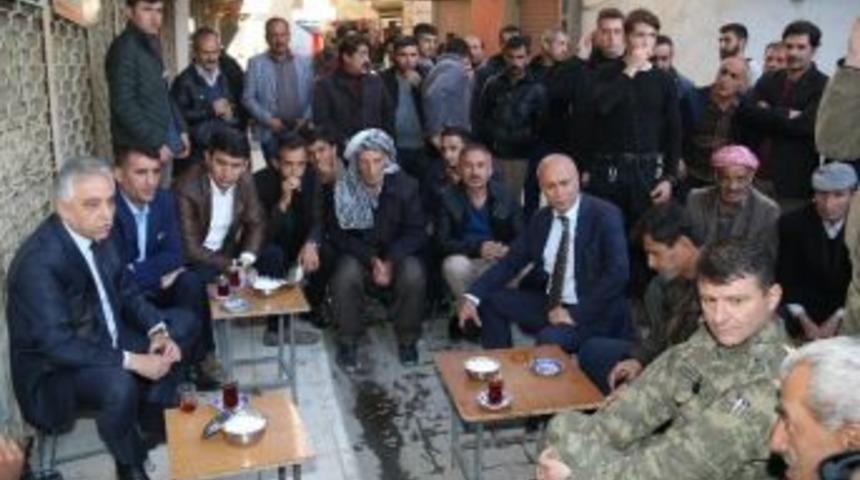 Vali Toprak&rsquo;tan Esnaf Ve Vatandaşa Ziyaret