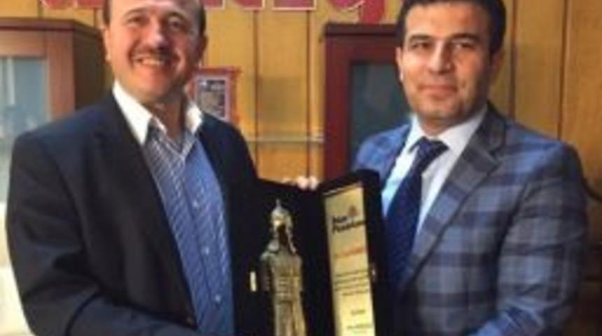 Adana İhlas&rsquo;ta Bayrak Değişimi