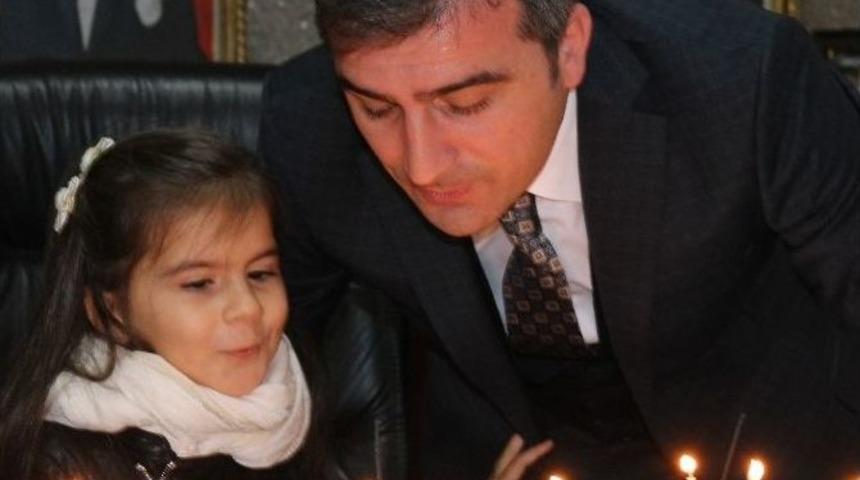 Başkan Yemenici&rsquo;ye S&uuml;priz Doğum G&uuml;n&uuml;